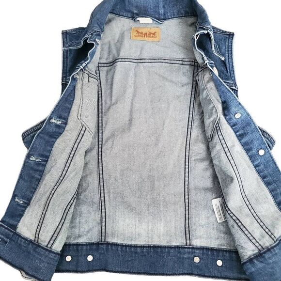 Levi's Ombre Denim Jacket Vest Women's Size Medium - Picture 2 of 7